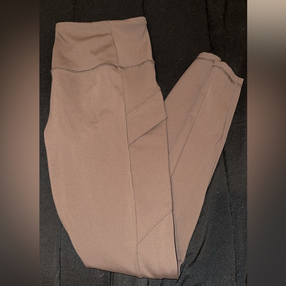 avalanche outdoor supply company leggings